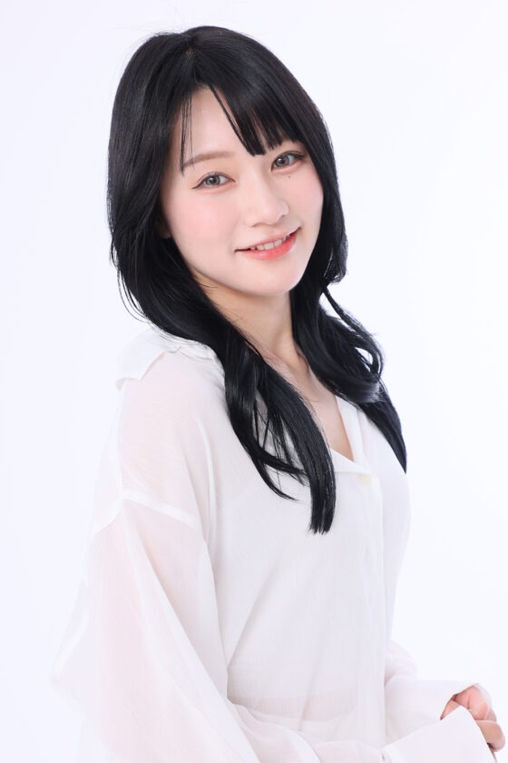 香月まひろ