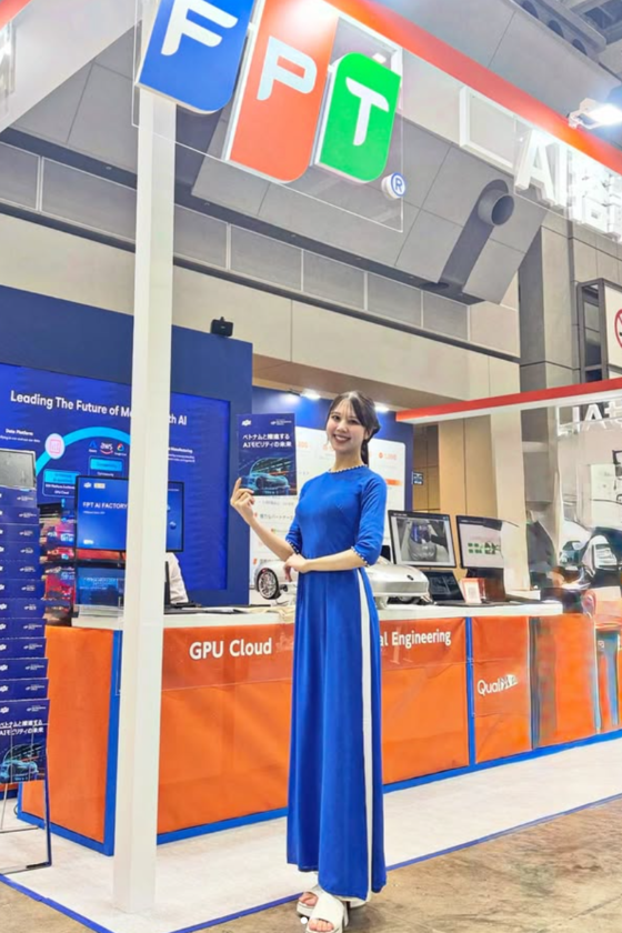 オートモーティブワールド